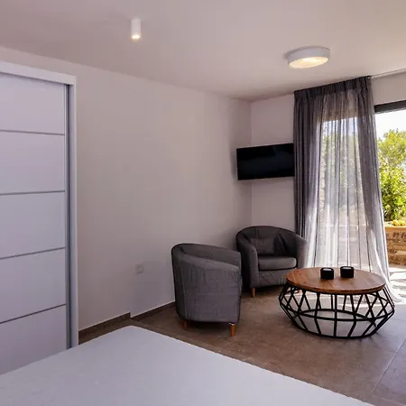 Unforgettable Tinos Complex Apartament