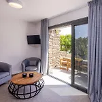 Unforgettable Tinos Complex *