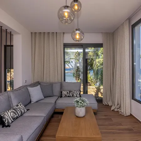 Unforgettable Tinos Complex *